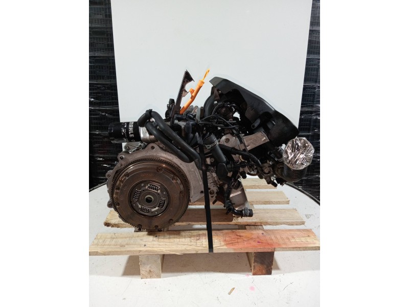 Recambio de motor completo para volkswagen golf iv berlina (1j1) referencia OEM IAM AKL 083825 
