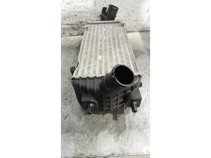 Recambio de intercooler para hyundai i40 1.7 crdi cat referencia OEM IAM 282702A800  