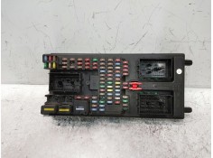 Recambio de caja reles / fusibles para land rover discovery v6 td s referencia OEM IAM 519051304 YQE500250 