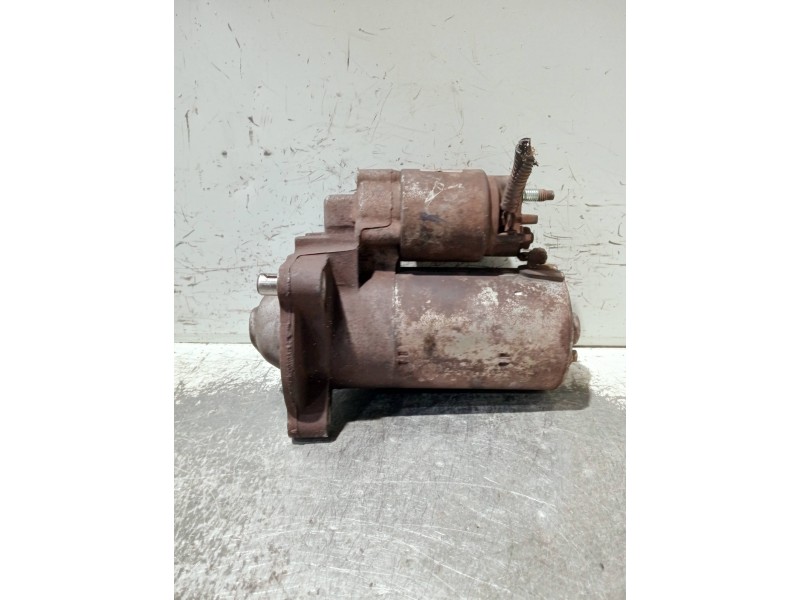Recambio de motor arranque para peugeot 207 x-line referencia OEM IAM F00AL1527  
