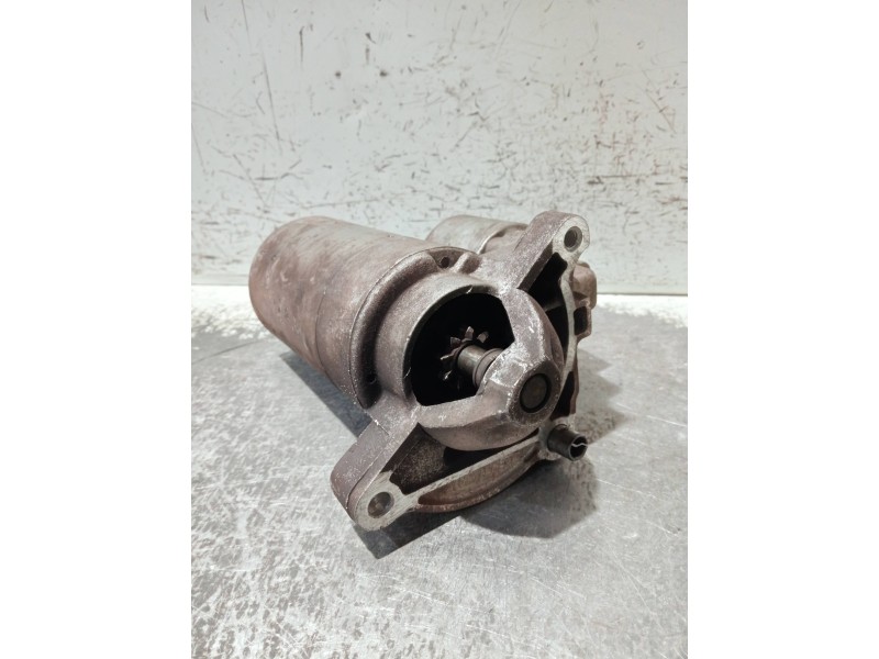 Recambio de motor arranque para peugeot 207 x-line referencia OEM IAM F00AL1527  