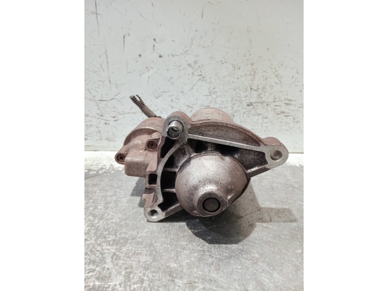 Recambio de motor arranque para peugeot 207 x-line referencia OEM IAM F00AL1527  