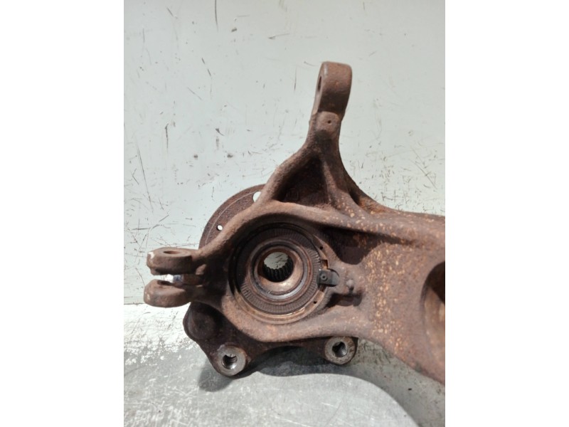 Recambio de mangueta delantera izquierda para peugeot 207 x-line referencia OEM IAM   