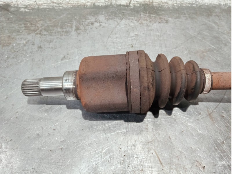 Recambio de transmision delantera izquierda para peugeot 207 x-line referencia OEM IAM 9651040580  