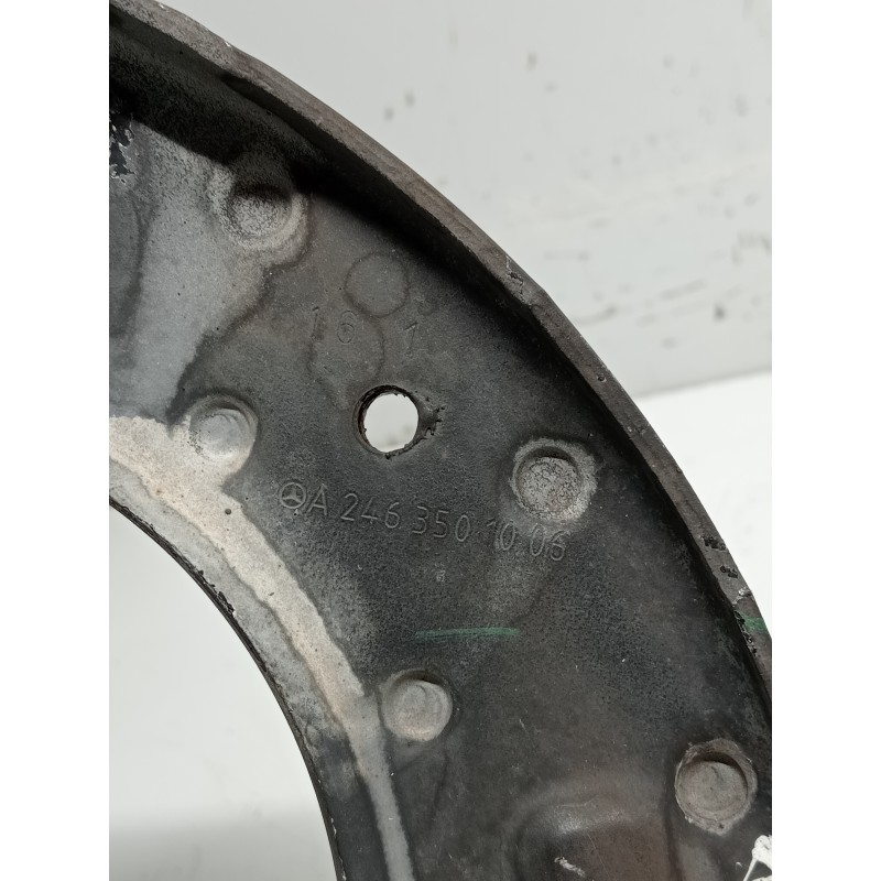 Recambio de brazo suspension superior trasero izquierdo para mercedes clase b (w246) b 180 cdi be (246.200) referencia OEM IAM A