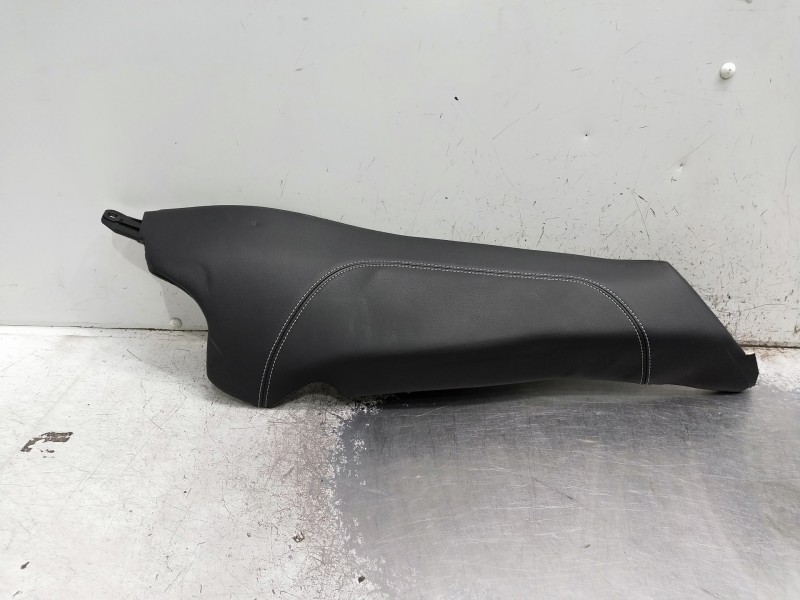 Recambio de juego asientos completo para jaguar f-pace referencia OEM IAM  5P CON TAPIZADOS Recambio de juego asientos completo para jaguar f-pace referencia OEM IAM  5P CON TAPIZADOS