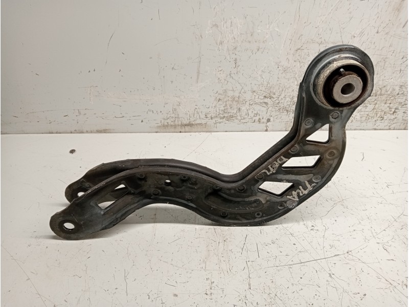Recambio de brazo suspension superior trasero derecho para mercedes clase b (w246) b 180 cdi be (246.200) referencia OEM IAM A24