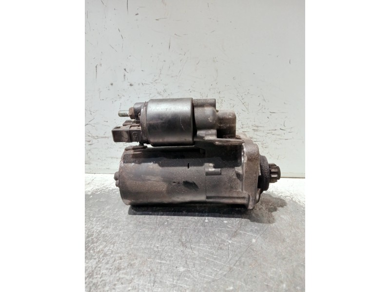 Recambio de motor arranque para volkswagen golf iv berlina (1j1) referencia OEM IAM 020911023F 0001121006 