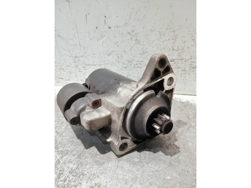 Recambio de motor arranque para volkswagen golf iv berlina (1j1) referencia OEM IAM 020911023F 0001121006 