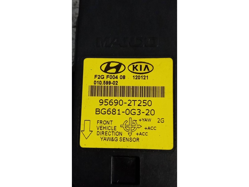 Recambio de modulo electronico para hyundai i40 1.7 crdi cat referencia OEM IAM 956902T250 BG6810G320 