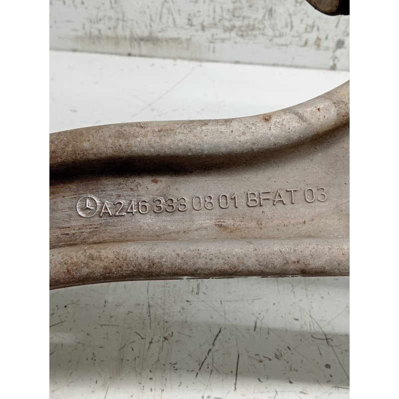 Recambio de brazo suspension inferior delantero derecho para mercedes clase b (w246) b 180 cdi be (246.200) referencia OEM IAM A