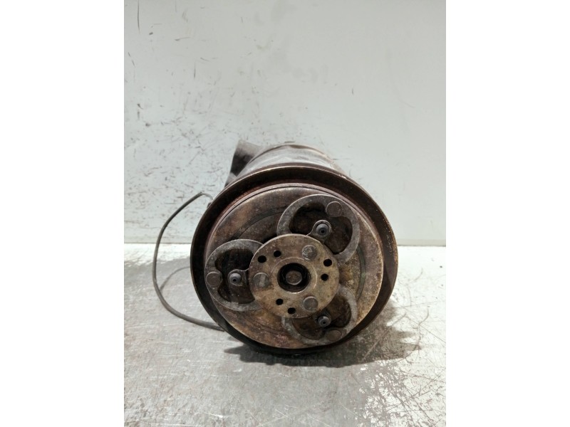 Recambio de compresor aire acondicionado para nissan terrano/terrano.ii (r20) referencia OEM IAM 926000X000 EA47045010 506012009