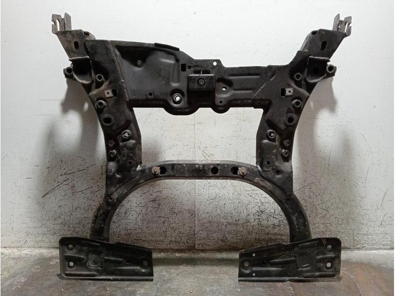 Recambio de puente delantero para mercedes clase b (w246) b 180 cdi be (246.200) referencia OEM IAM   LA CUNA