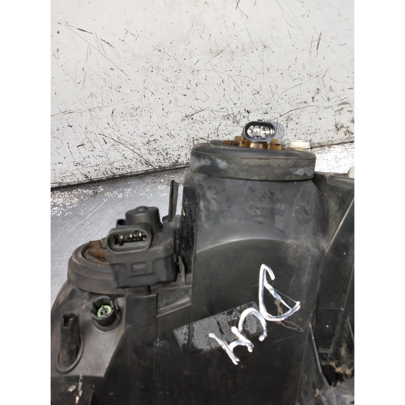 Recambio de faro derecho para renault clio ii fase i (b/cbo) 1.4 alize referencia OEM IAM   