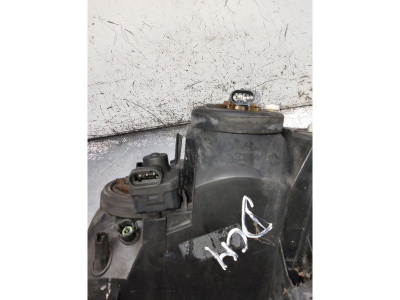 Recambio de faro derecho para renault clio ii fase i (b/cbo) 1.4 alize referencia OEM IAM   