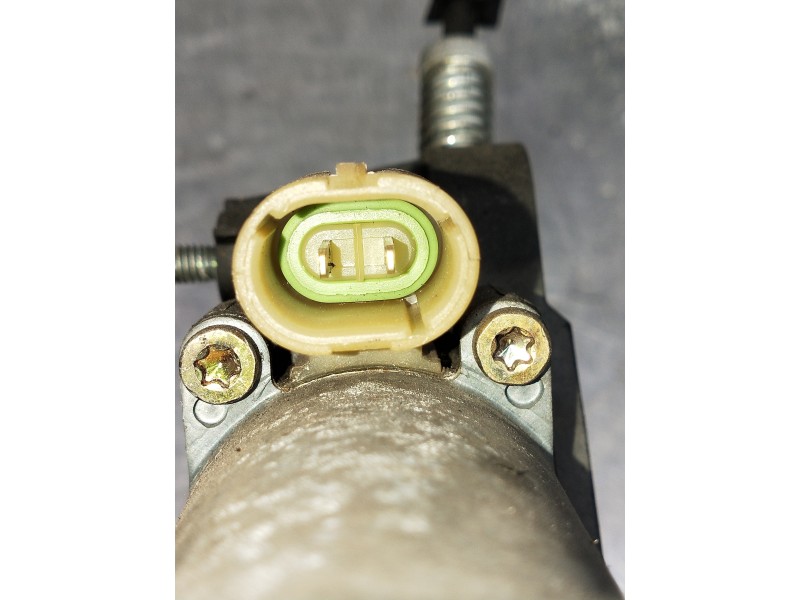 Recambio de elevalunas delantero izquierdo para renault clio ii fase i (b/cbo) 1.4 alize referencia OEM IAM 0130821690  5P