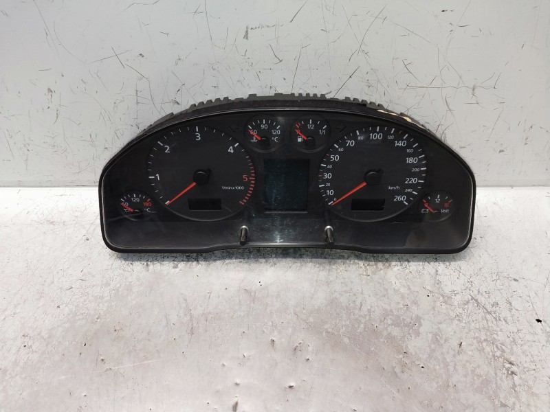 Recambio de cuadro instrumentos para audi a4 berlina (b5) referencia OEM IAM 8D0920932F 110008942043 