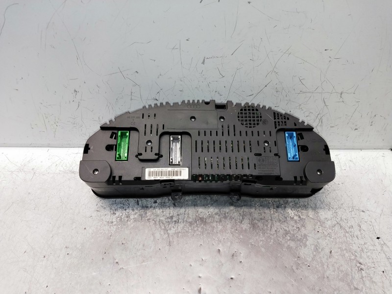 Recambio de cuadro instrumentos para audi a4 berlina (b5) referencia OEM IAM 8D0920932F 110008942043 