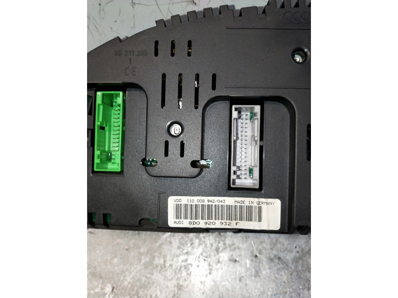Recambio de cuadro instrumentos para audi a4 berlina (b5) referencia OEM IAM 8D0920932F 110008942043 