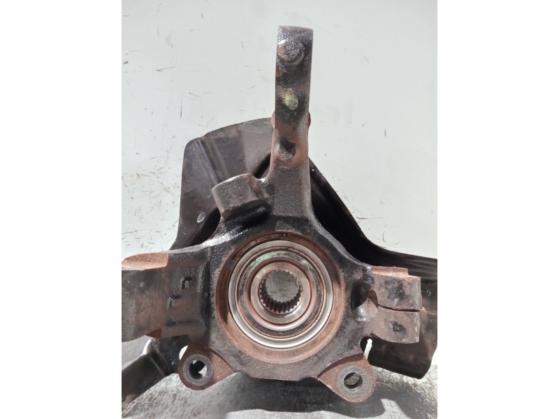 Recambio de mangueta delantera derecha para peugeot expert kombi referencia OEM IAM   