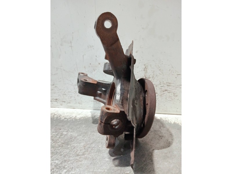 Recambio de mangueta delantera derecha para peugeot expert kombi referencia OEM IAM   