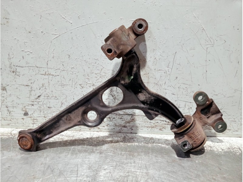 Recambio de brazo suspension inferior delantero derecho para peugeot expert kombi referencia OEM IAM   