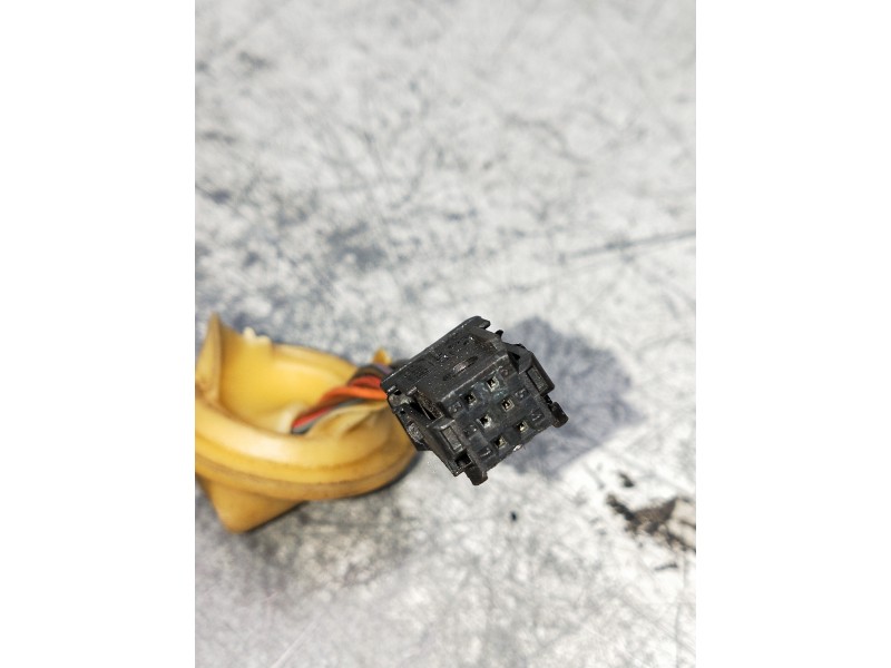 Recambio de retrovisor izquierdo para peugeot 308 referencia OEM IAM ELÉCTRICO 1 ENCHUFE 6 CABLES