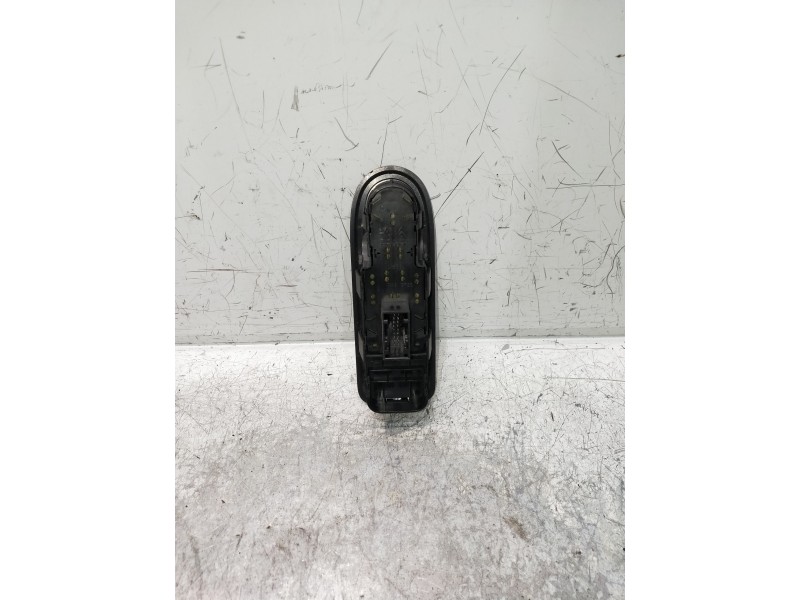 Recambio de mando elevalunas delantero izquierdo para peugeot 308 referencia OEM IAM 96565786XT  3P