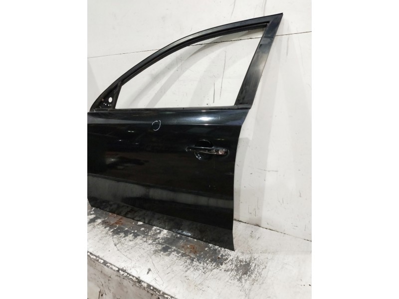 Recambio de puerta delantera izquierda para hyundai i30 referencia OEM IAM   5P