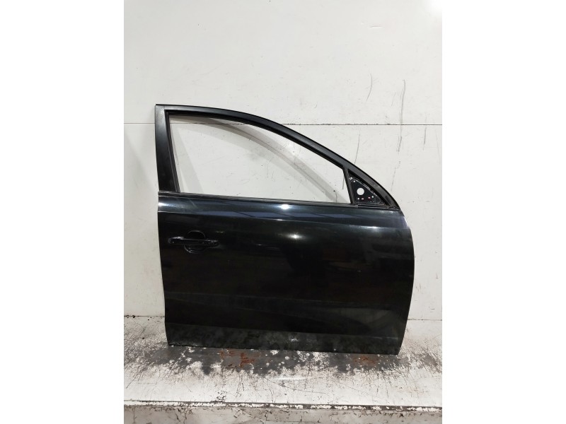 Recambio de puerta delantera derecha para hyundai i30 referencia OEM IAM   5P