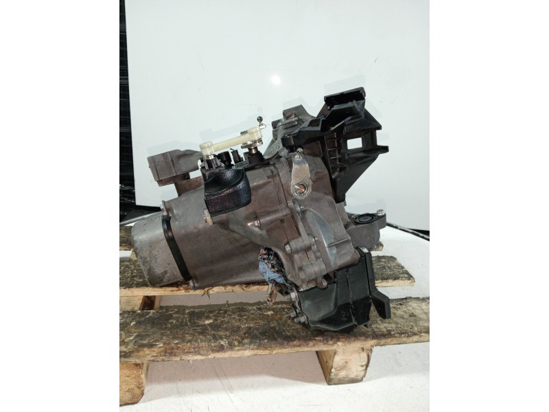 Recambio de caja cambios para citroen c3 referencia OEM IAM 20CQ68 1022402 5V