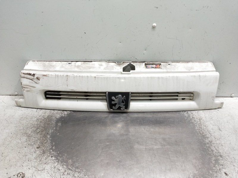 Recambio de rejilla delantera para peugeot expert kombi referencia OEM IAM   