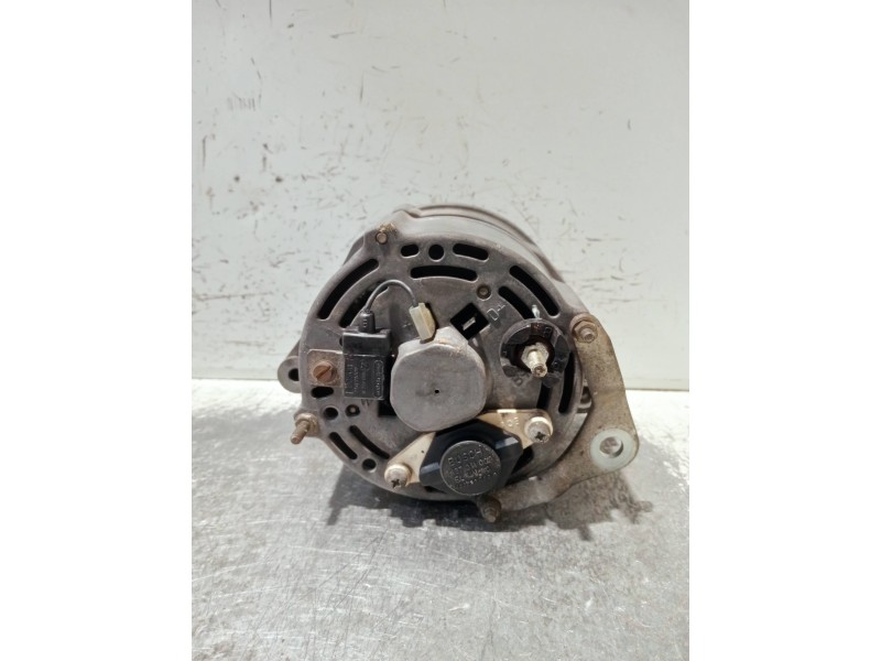 Recambio de alternador para peugeot 309 referencia OEM IAM 0120489393  