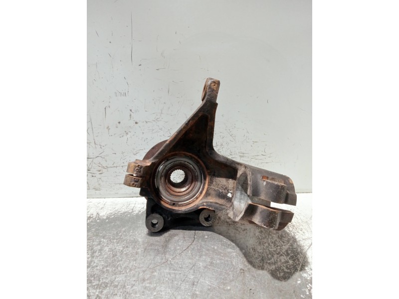 Recambio de mangueta delantera izquierda para peugeot 309 referencia OEM IAM 516695  