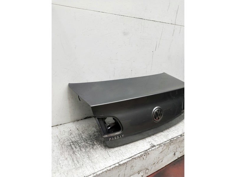 Recambio de tapa maletero para volkswagen passat berlina (3c2) referencia OEM IAM   5P