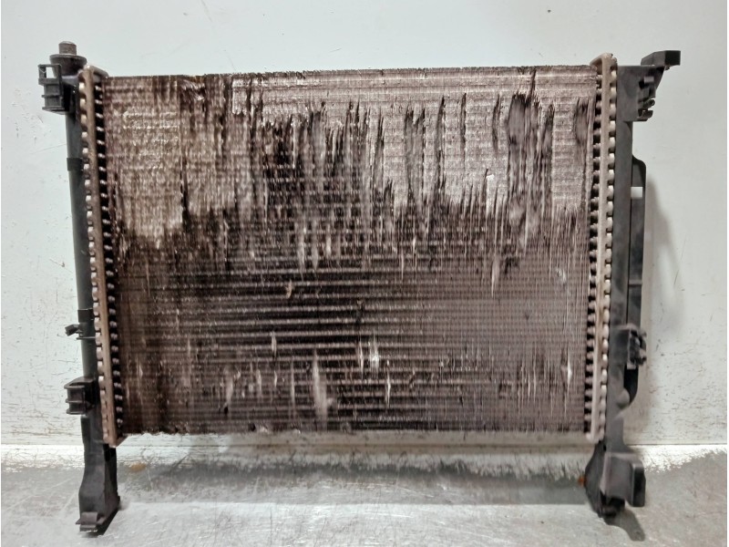 Recambio de radiador agua para renault kangoo referencia OEM IAM 8200418327 K7437005 