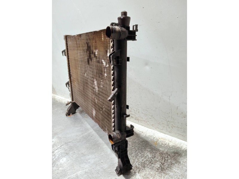Recambio de radiador agua para renault kangoo referencia OEM IAM 8200418327 K7437005 