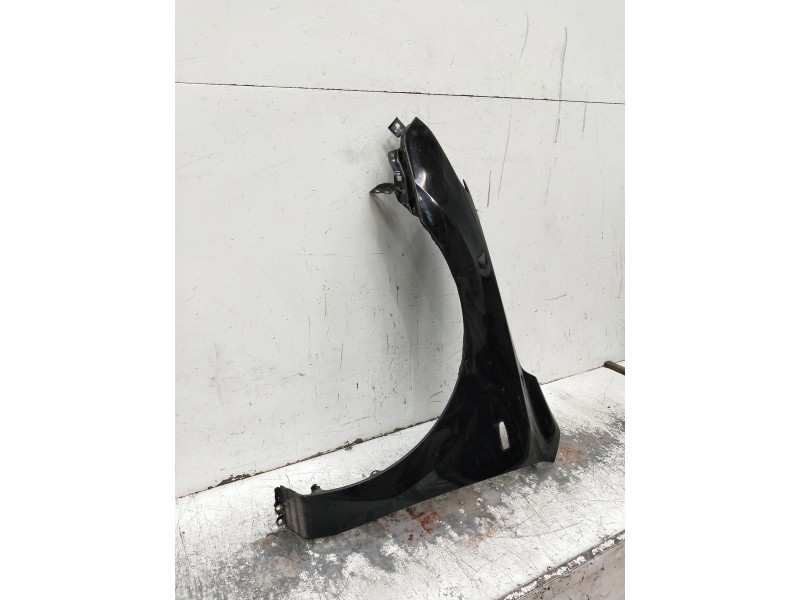 Recambio de aleta delantera izquierda para hyundai i30 referencia OEM IAM   
