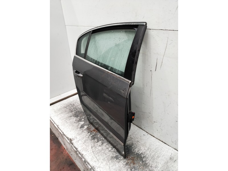 Recambio de puerta trasera derecha para volkswagen passat berlina (3c2) referencia OEM IAM   5P