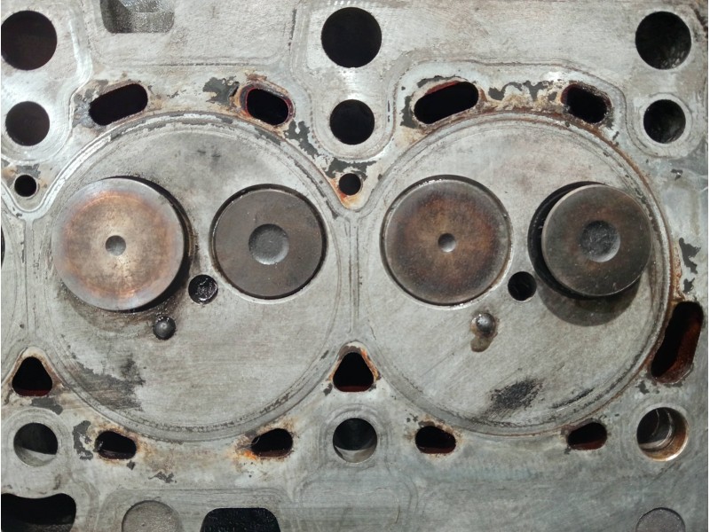 Recambio de culata para renault kangoo referencia OEM IAM 3869F1 K9K B8 