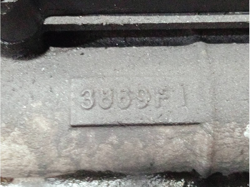 Recambio de culata para renault kangoo referencia OEM IAM 3869F1 K9K B8 