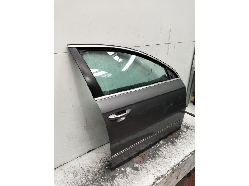 Recambio de puerta delantera derecha para volkswagen passat berlina (3c2) referencia OEM IAM   5P