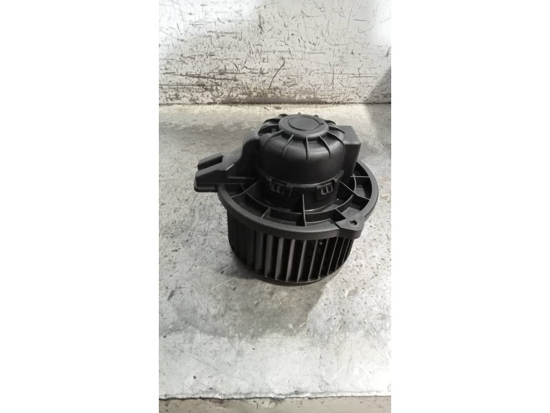 Recambio de motor calefaccion para hyundai i40 1.7 crdi cat referencia OEM IAM B308830510 A0550174 