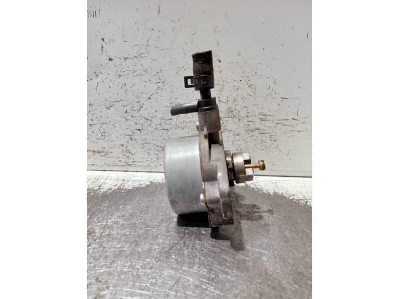Recambio de depresor freno / bomba vacio para hyundai i30 referencia OEM IAM   