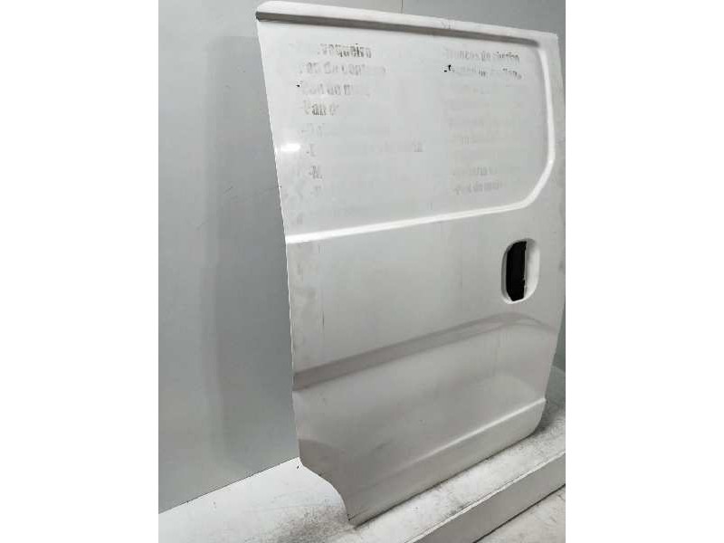 Recambio de puerta lateral corredera derecha para nissan nv 200 (m20) referencia OEM IAM   5P CIEGA