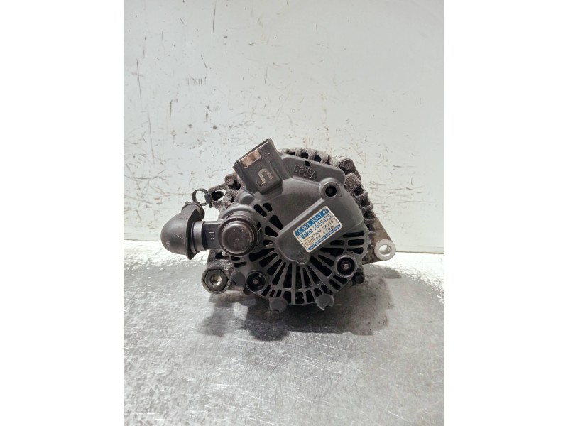 Recambio de alternador para hyundai i30 referencia OEM IAM 373002A110 2655475 