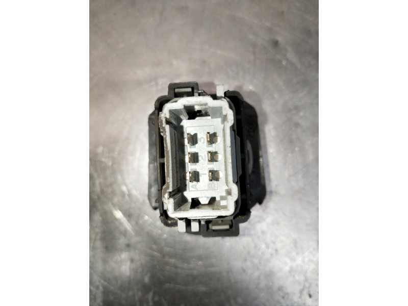 Recambio de mando elevalunas delantero derecho para renault laguna ii (bg0) referencia OEM IAM   5P