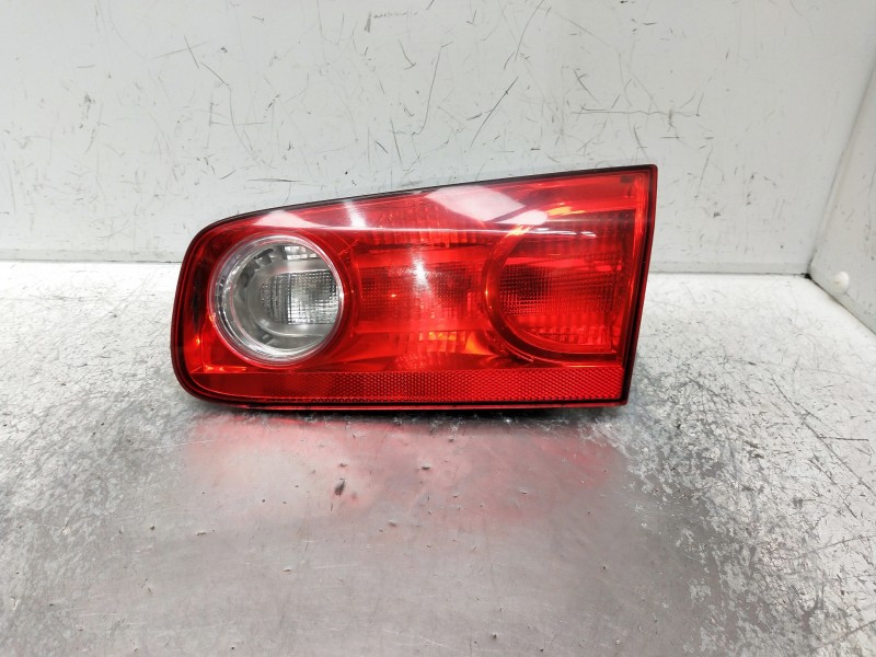 Recambio de piloto trasero derecho interior para renault laguna ii (bg0) referencia OEM IAM   