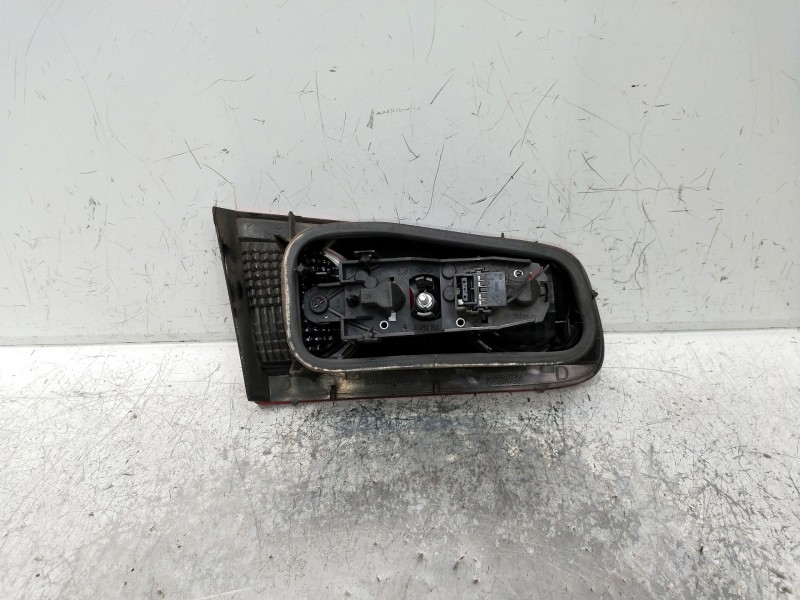 Recambio de piloto trasero derecho interior para renault laguna ii (bg0) referencia OEM IAM   