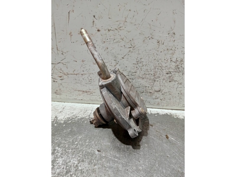 Recambio de depresor freno / bomba vacio para mercedes clase a (w168) referencia OEM IAM A6682300165  